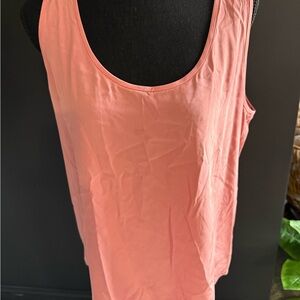 St. John Pink Coral Silk Tank Top Scoop Neck